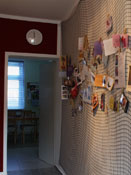 Pinnwand mit Babyfotos